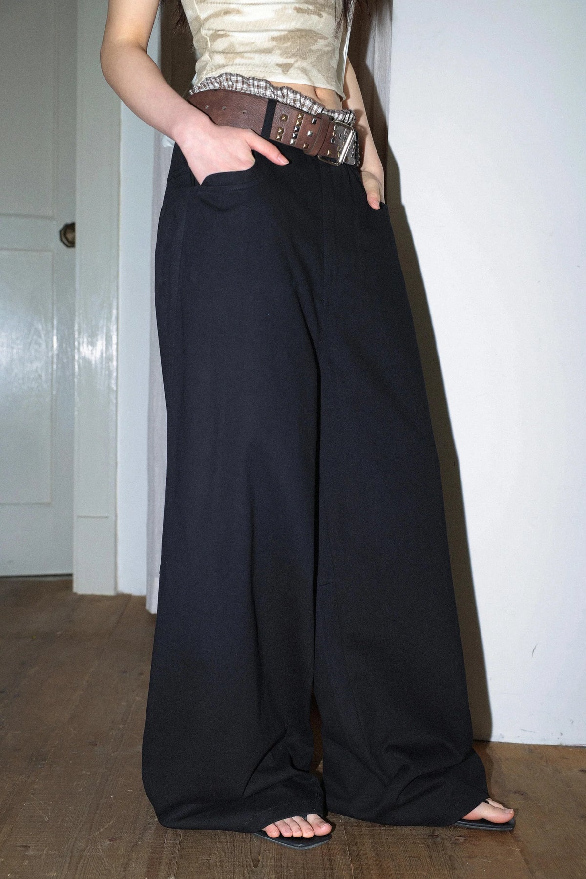 Sense Flowy Straight-Leg Trousers Black