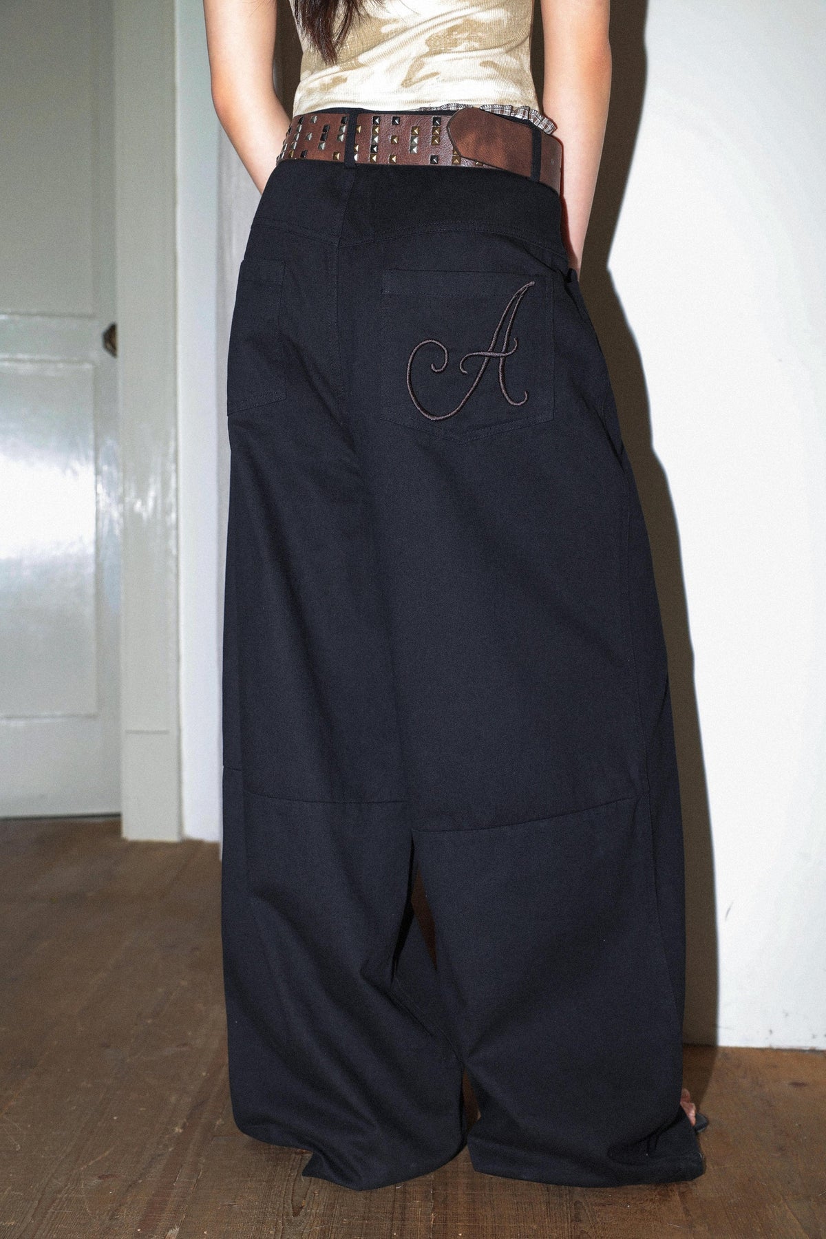 Sense Flowy Straight-Leg Trousers Black