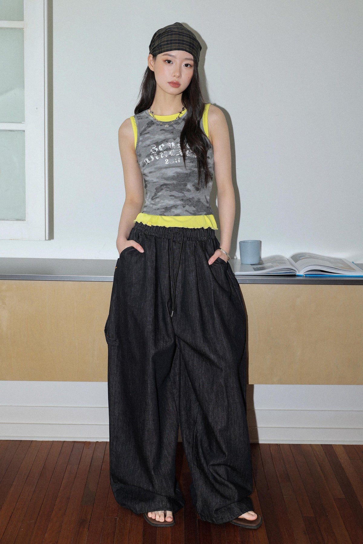 Sense Embroidered Nonfade Balloon Pants Black