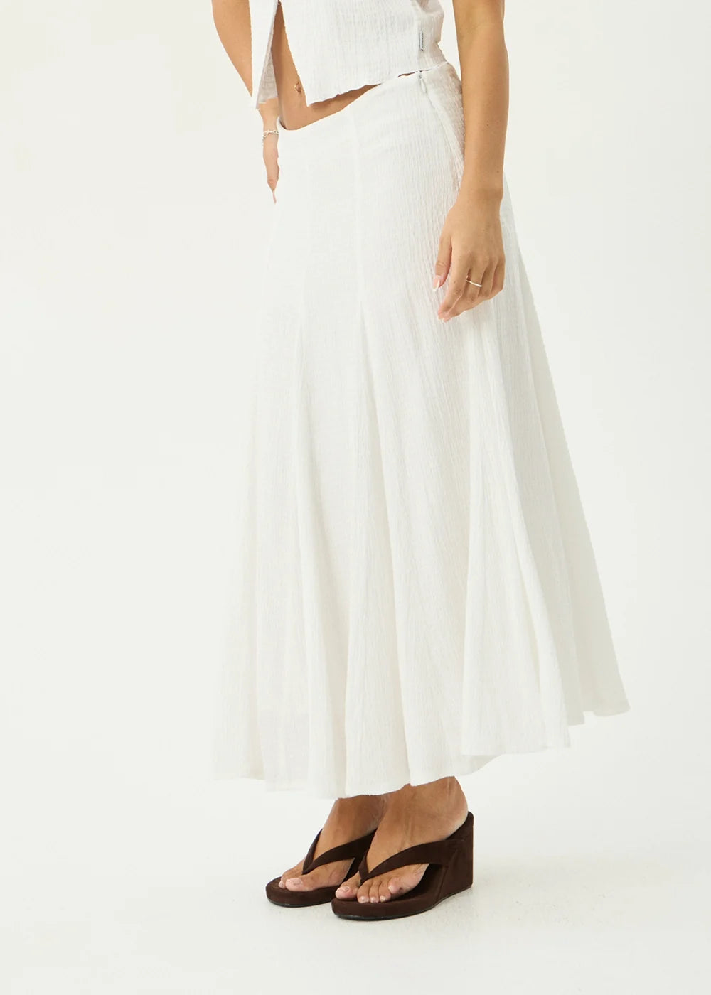 Lana - Seersucker Midi Skirt - Off White