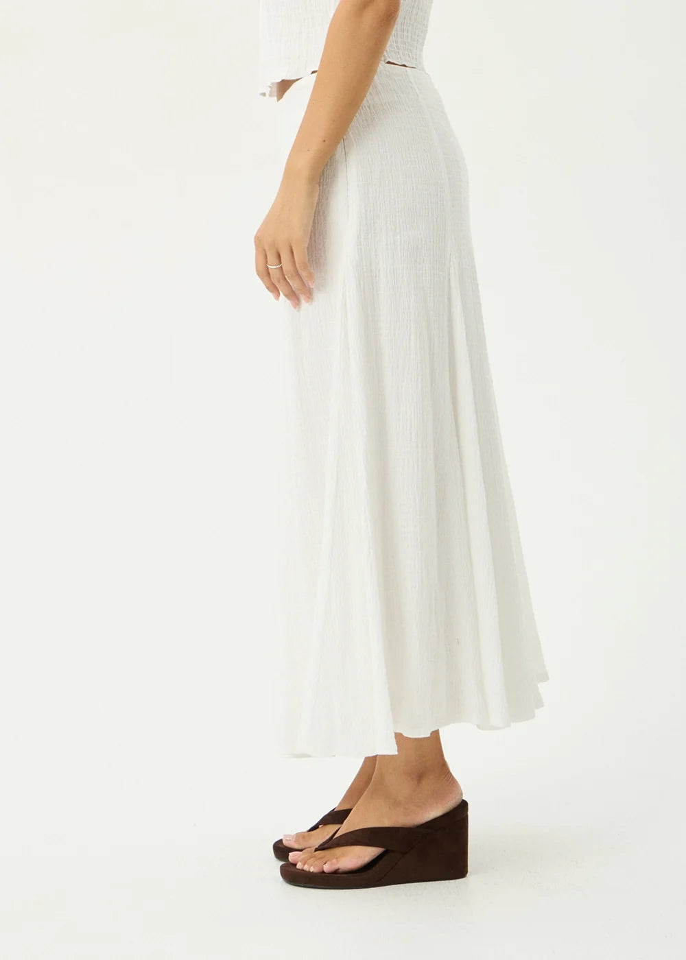 Lana - Seersucker Midi Skirt - Off White