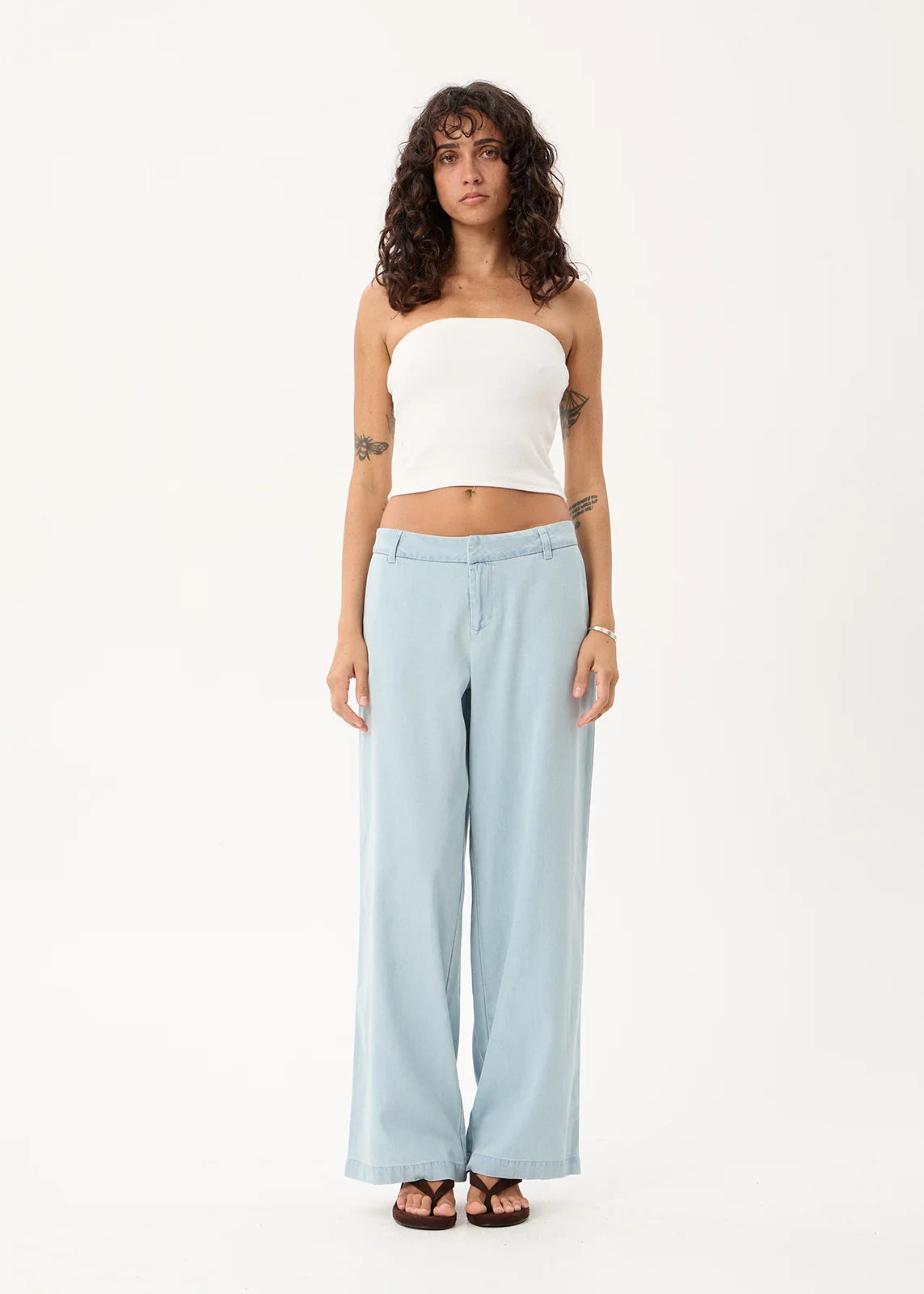 Martu - Chambray Low Rise Pant - Light Blue