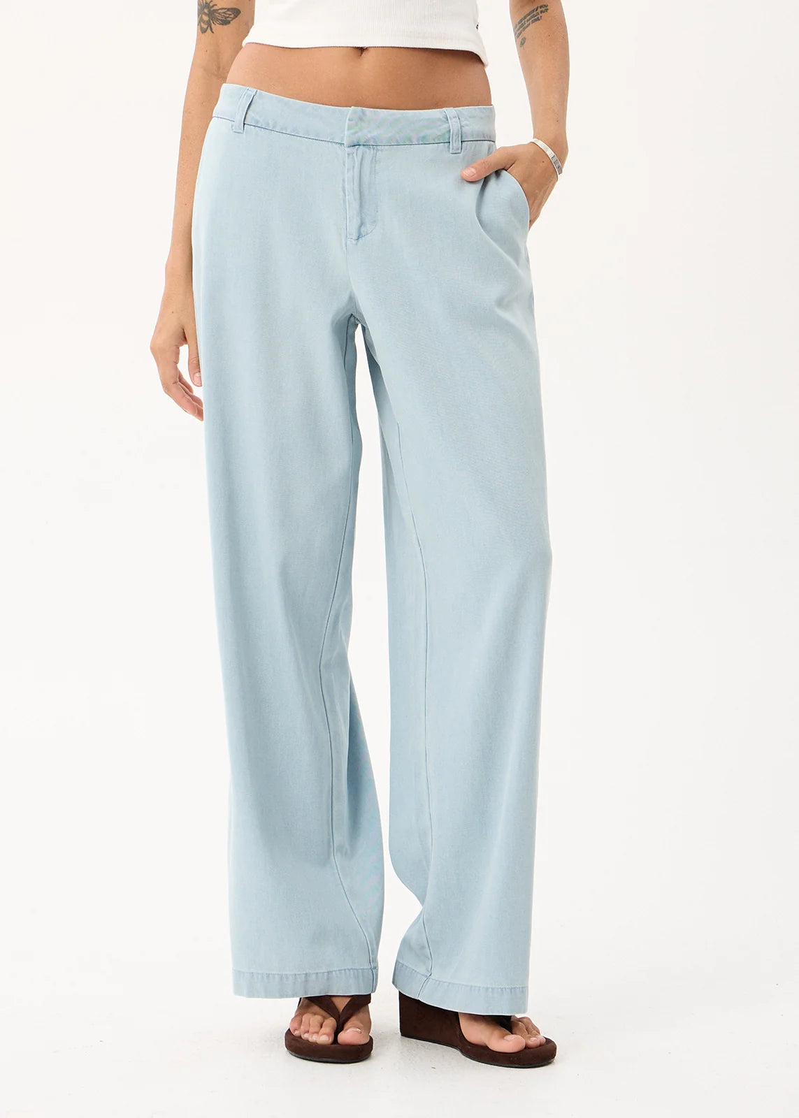 Martu - Chambray Low Rise Pant - Light Blue