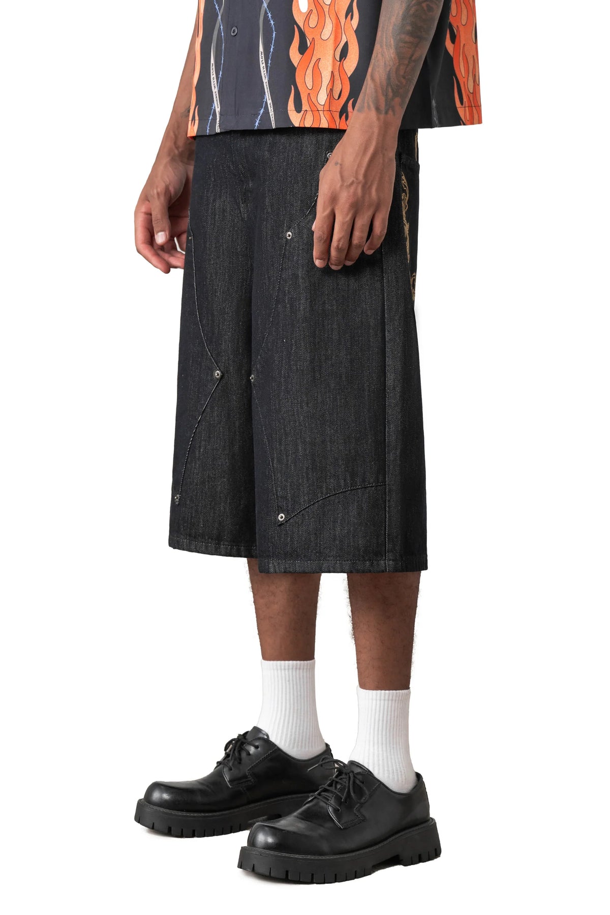 Sense Embroidered NonFade Jorts Indigo