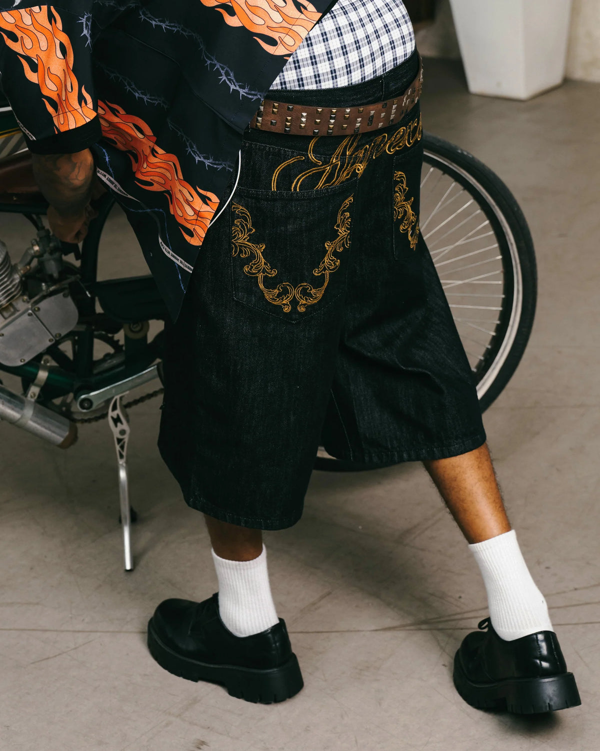 Sense Embroidered NonFade Jorts Indigo