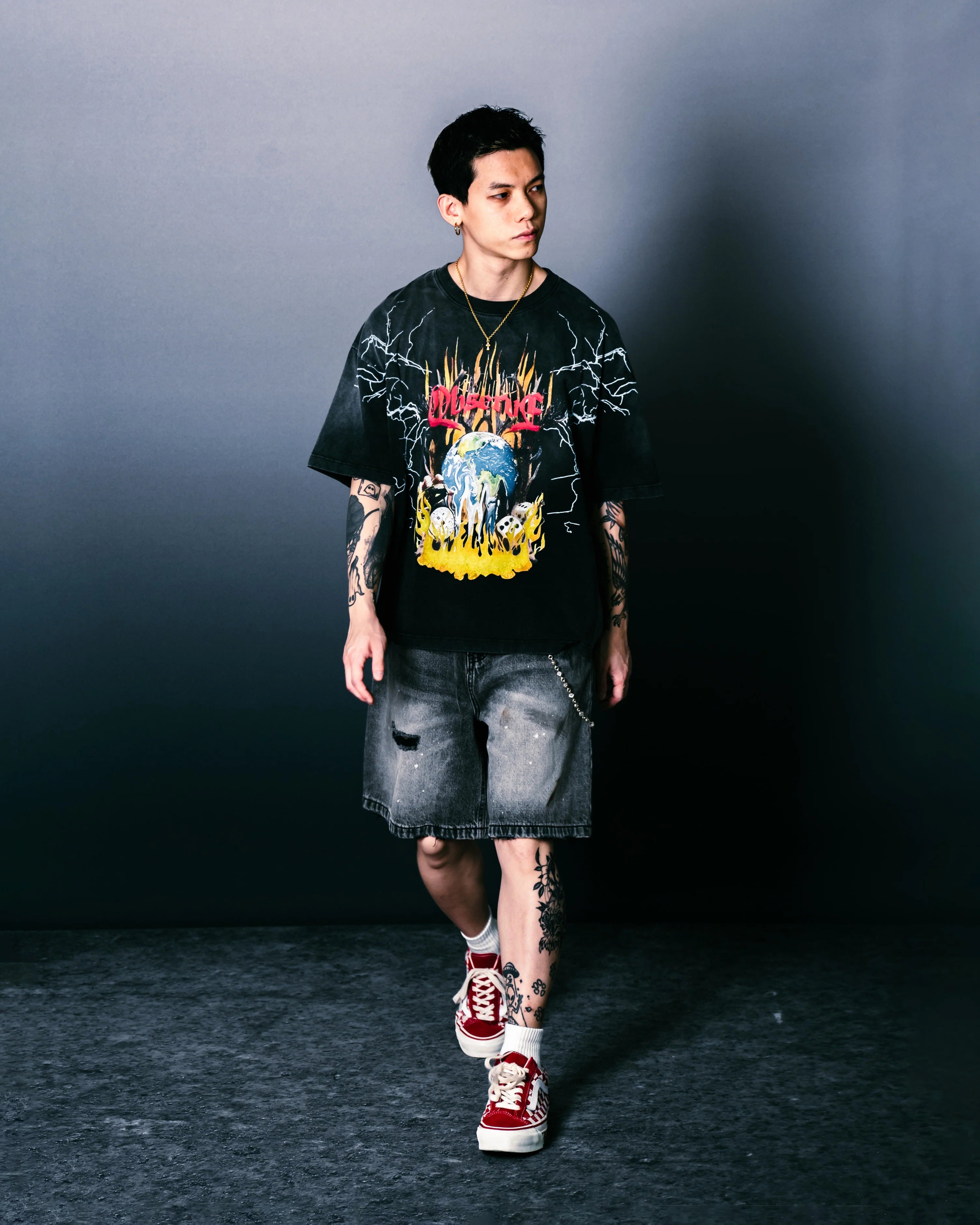 Sense Burning World Black Tee