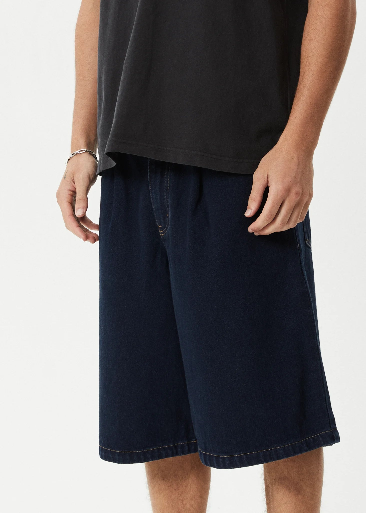 Fast Forward Denim Ultra Baggy Pleated Short 24" - Ink