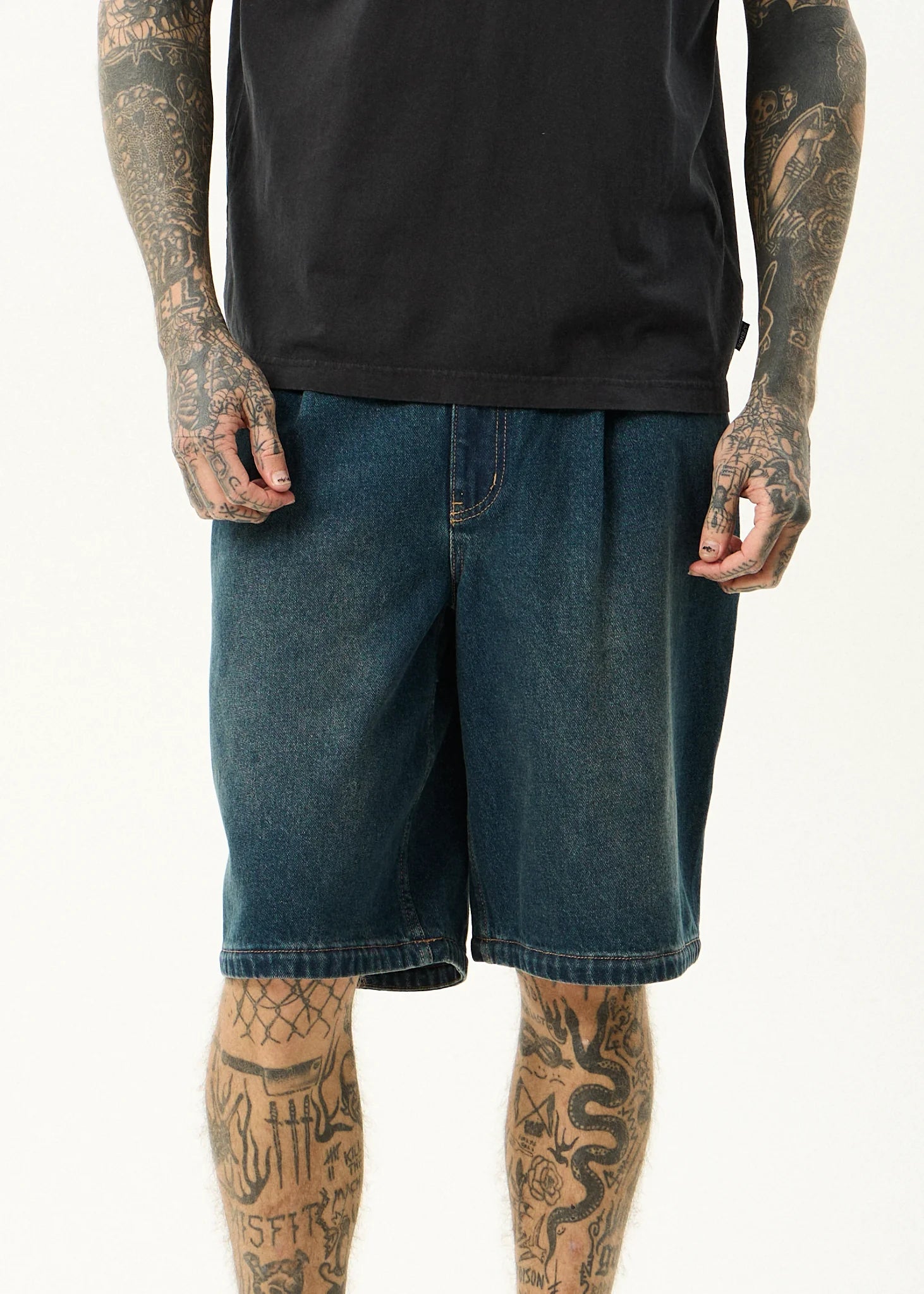 Fast Forward Denim Ultra Baggy Pleated Short 24"