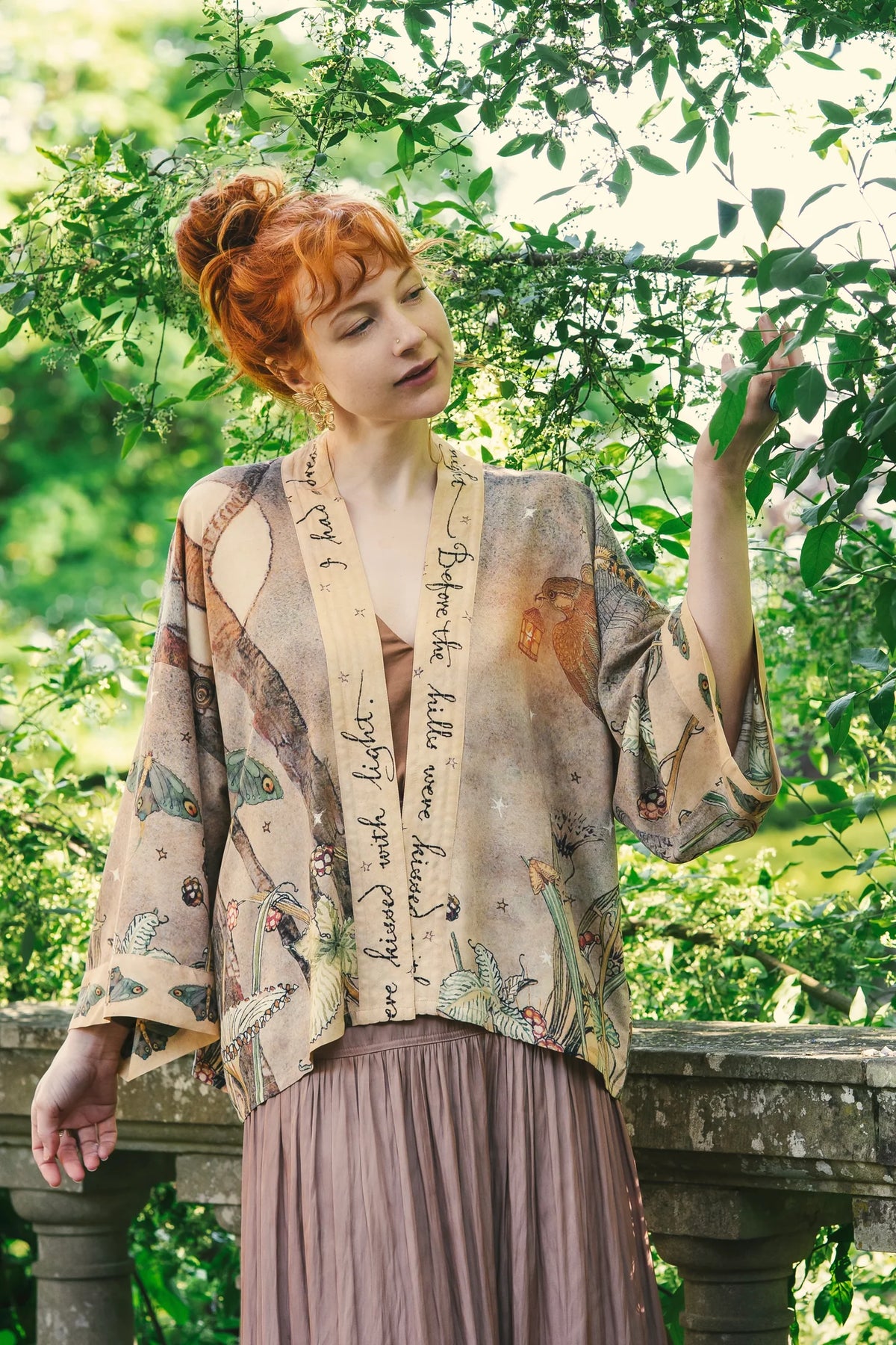 Lovelight Pixie Cropped Kimono w Woodland Swallow & Stars