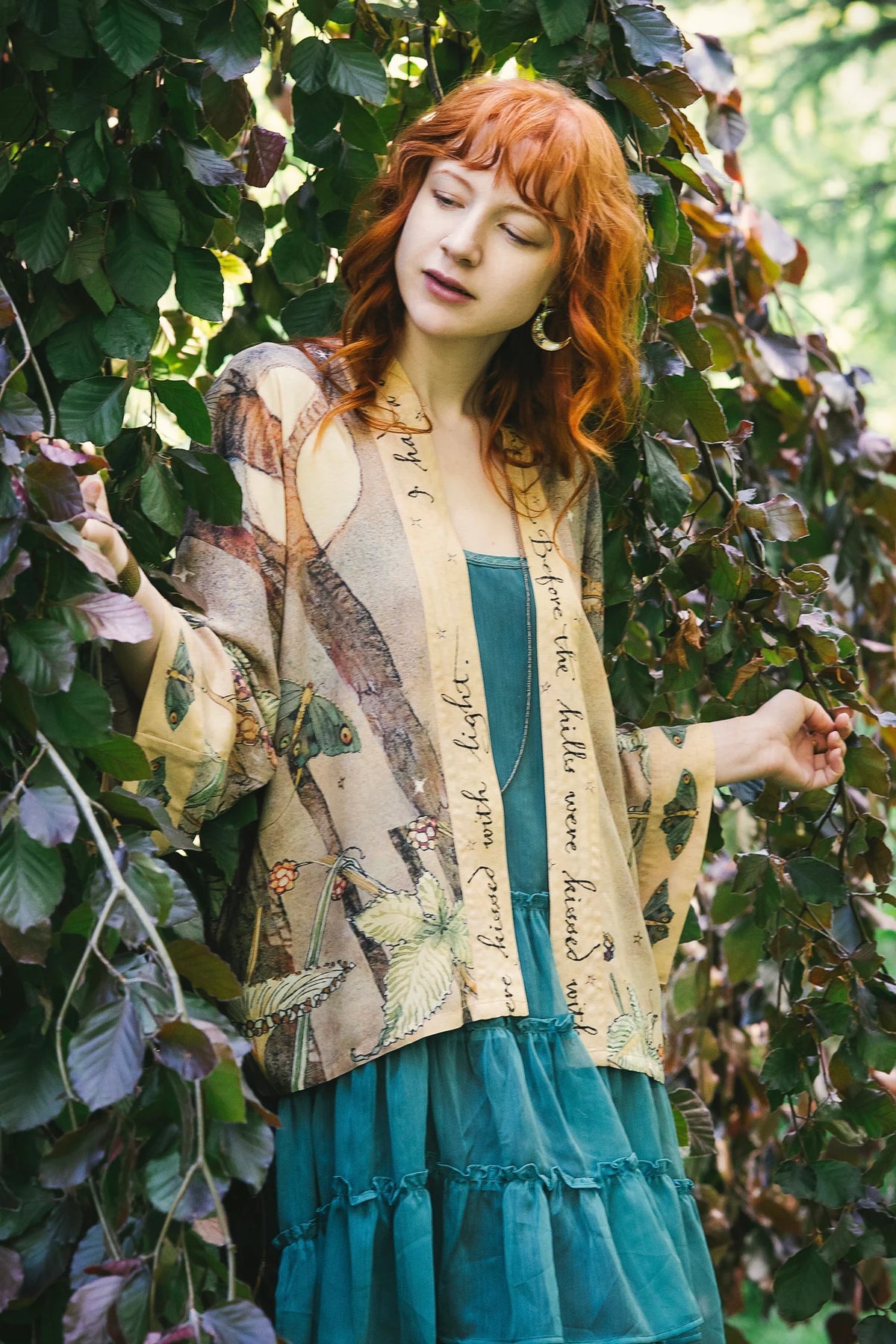 Lovelight Pixie Cropped Kimono w Woodland Swallow & Stars