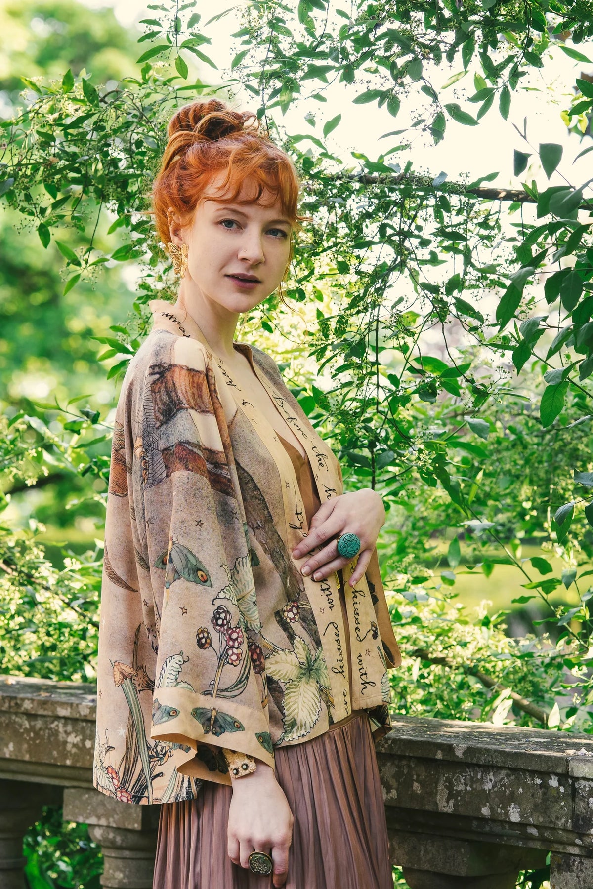 Lovelight Pixie Cropped Kimono w Woodland Swallow & Stars