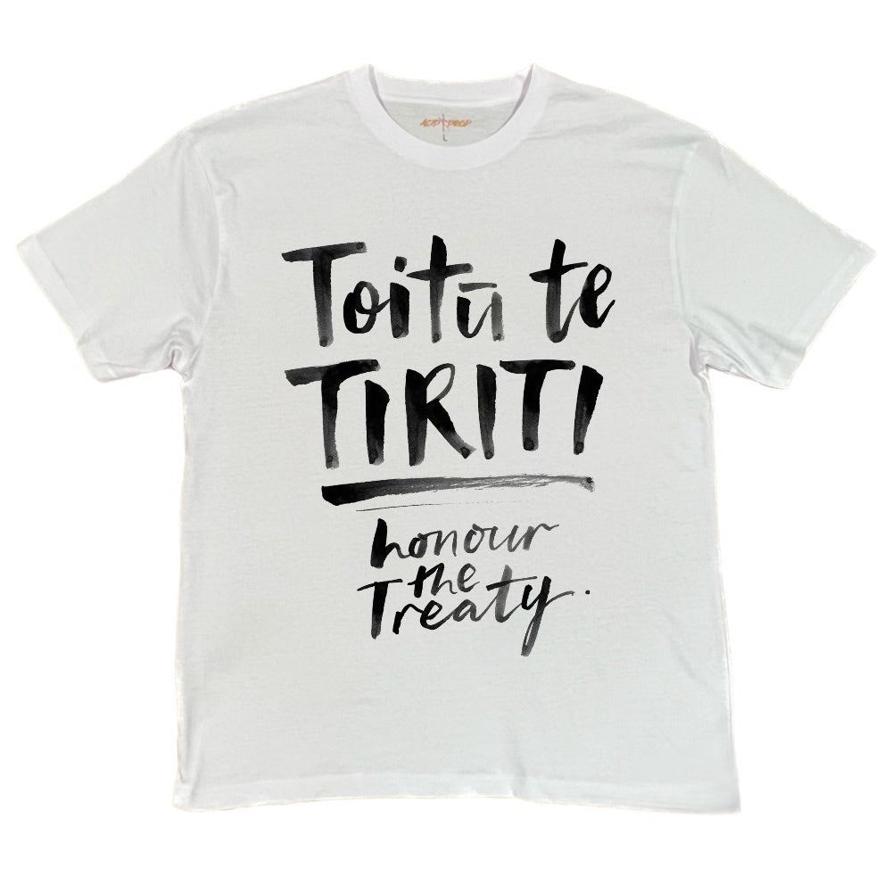 Toitu Te Tiriti Text Design Tee