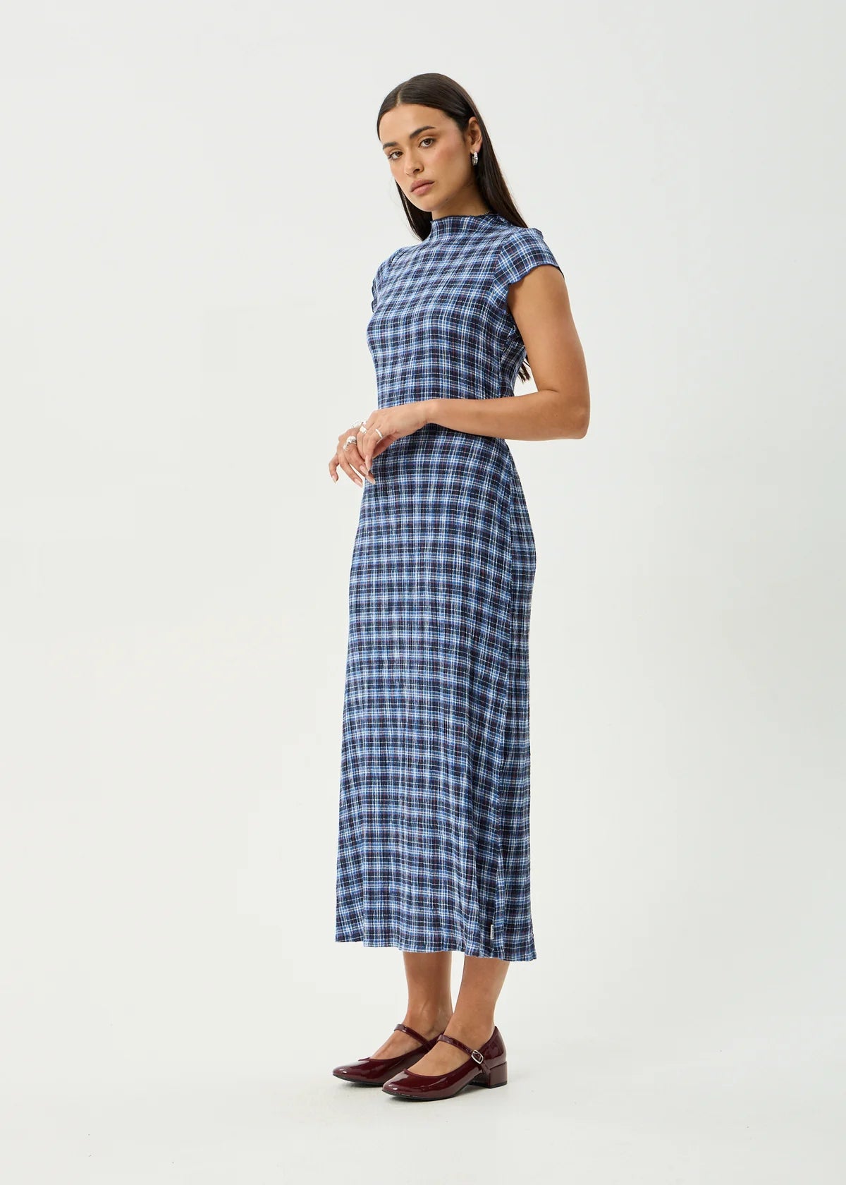 Mountains Hemp - Seersucker Midi Dress - Navy Red Check
