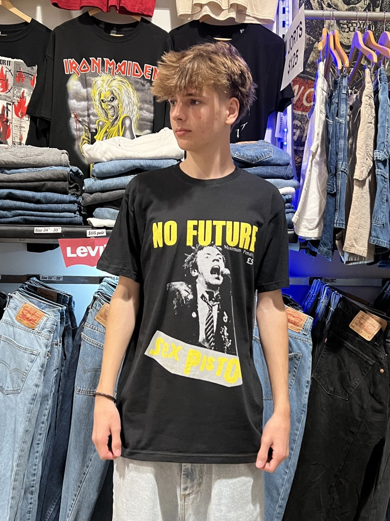 Sex Pistols No Future Black Tee