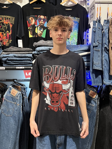 Bulls Brush Off Black Tee