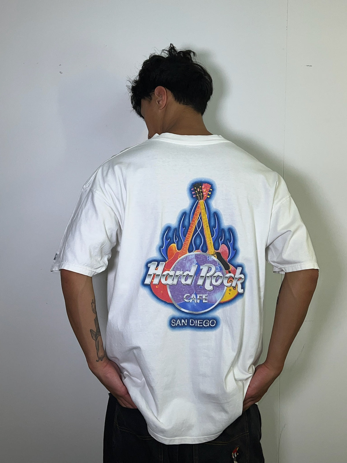 Hard Rock Cafe San Diego White Vintage Tee Large